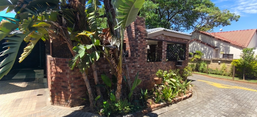 2 Bedroom Property for Sale in Geelhoutpark North West